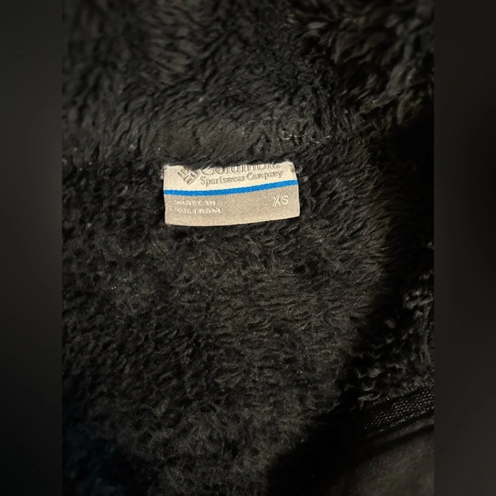 Columbia Black Faux Sherpa Jacket with Branded Label - Picture 2 of 4